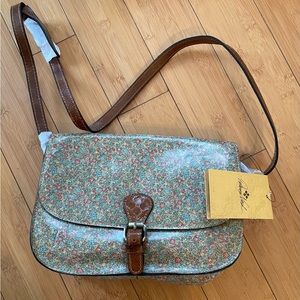 *NEW Patricia Nash floral leather saddlebag purse.